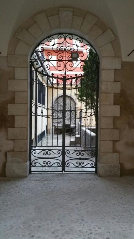 B&B Il Vicoletto LʼAquila Esterno foto