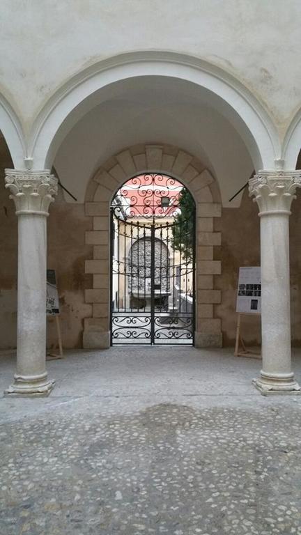 B&B Il Vicoletto LʼAquila Esterno foto