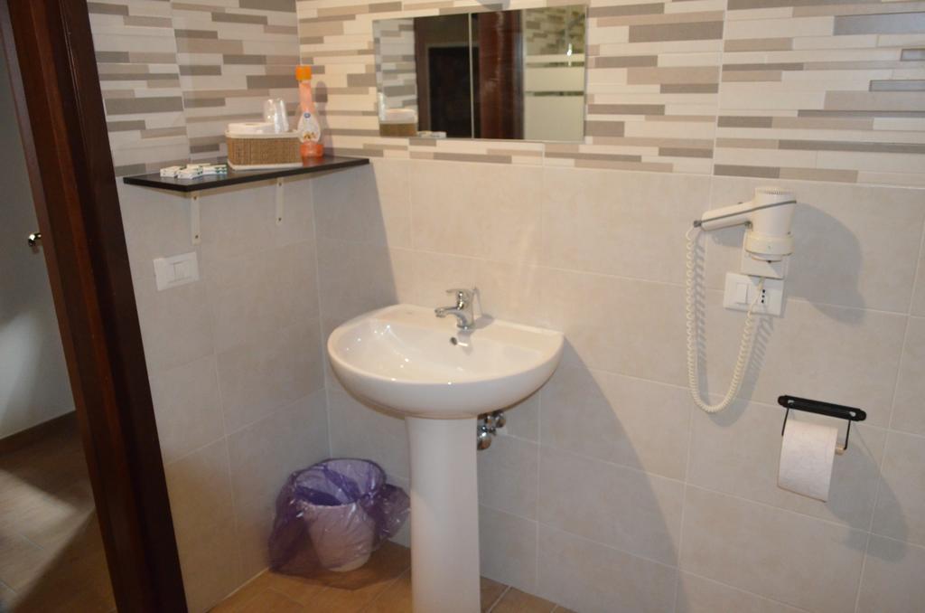 B&B Il Vicoletto LʼAquila Esterno foto