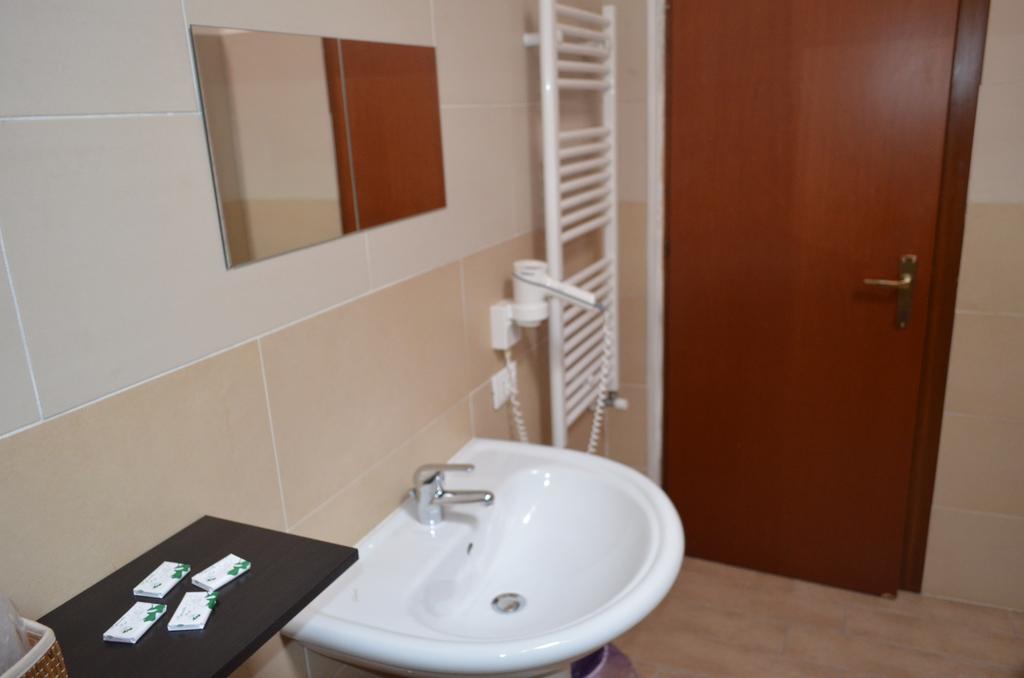 B&B Il Vicoletto LʼAquila Esterno foto